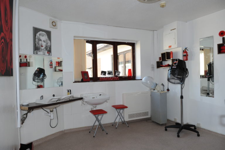 cartref annwyl fan 176 768x510