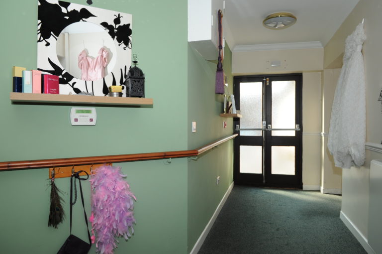 cartref annwyl fan 184 768x510